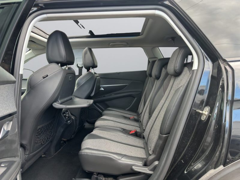 PEUGEOT 5008 II 1.5 BLUEHDI 130 S&S ALLURE - TOIT OUVRANT