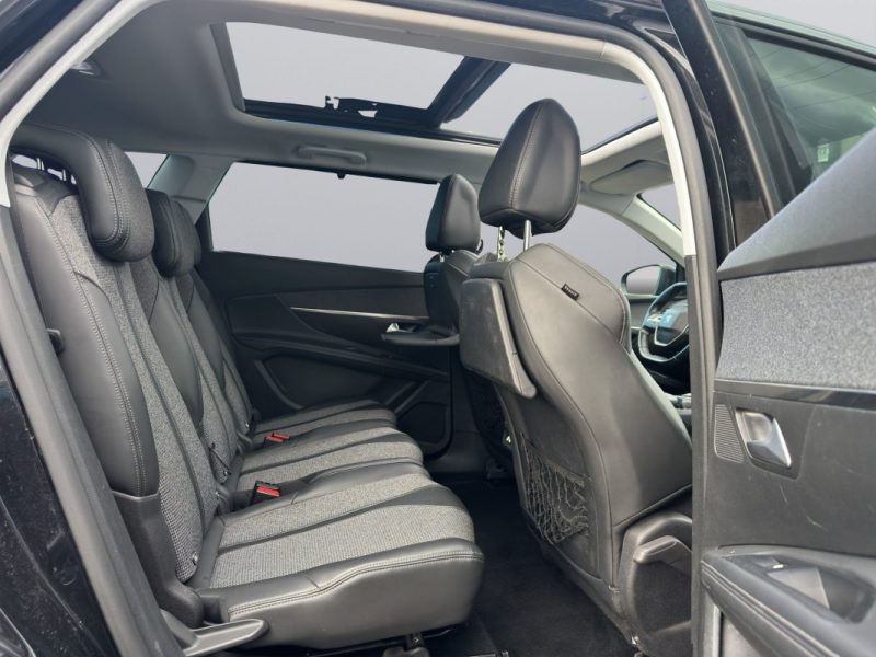 PEUGEOT 5008 II 1.5 BLUEHDI 130 S&S ALLURE - TOIT OUVRANT