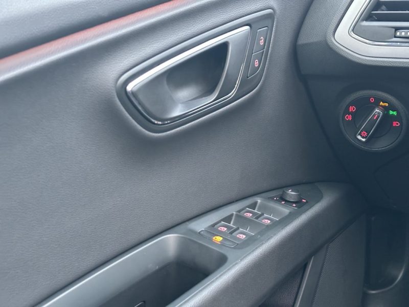 SEAT LEON 1.4 TSI 150 ACT S&S XCELLENCE DSG 1ERE MAIN