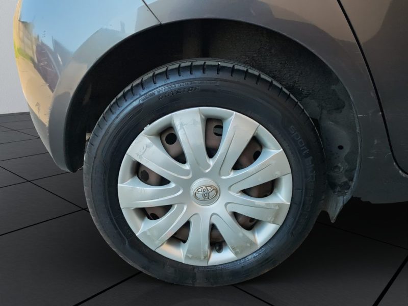 TOYOTA YARIS 1.4 D-4D 90 CONFORT PACK 