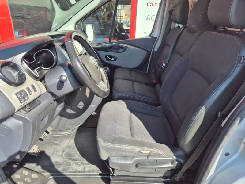 RENAULT TRAFIC TRAFIC FGN L2H1 1200 KG DCI 115 GRAND CONFORT 2015