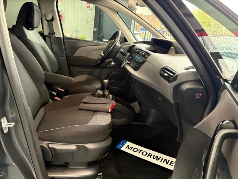 🔹 Citroën C4 Picasso 1.6 Blue HDI 120 Ch📱 Apple CarPlay🛡️ Garantie 6 mois
