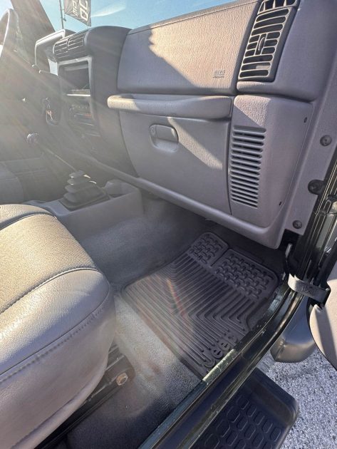 JEEP WRANGLER II 2.5 ETAT EXCEPTIONNEL/PAS DE ROUILLE