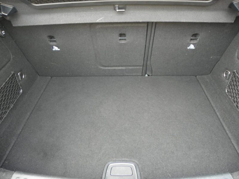 MERCEDES CLASSE A  180 122CH SENSATION - 6CV 2014