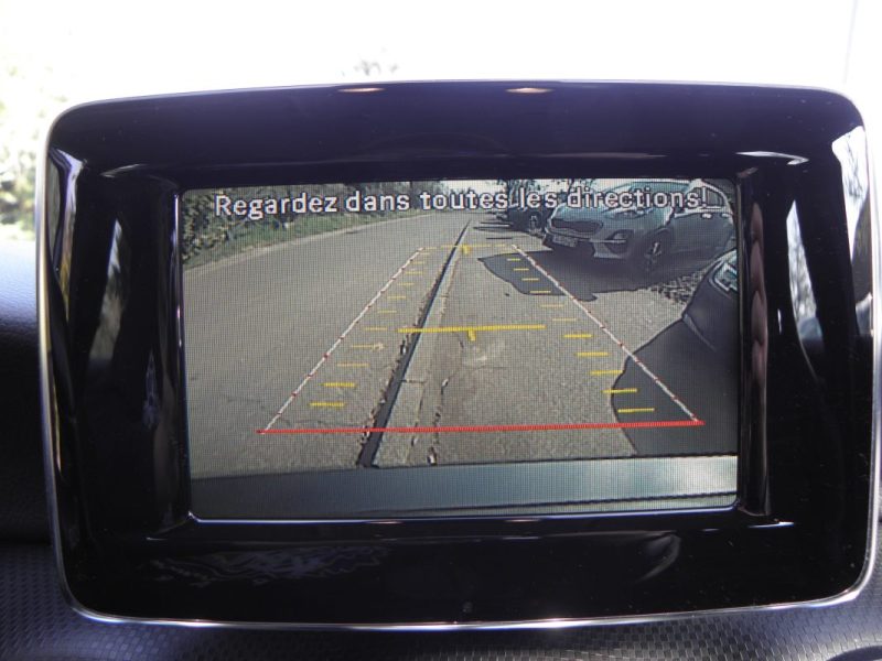 MERCEDES CLASSE A  180 122CH SENSATION - 6CV 2014