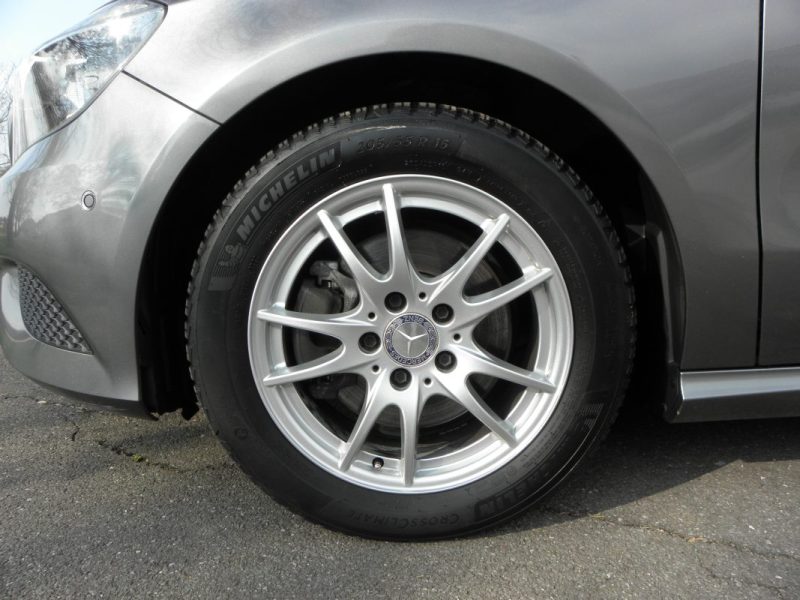 MERCEDES CLASSE A  180 122CH SENSATION - 6CV 2014