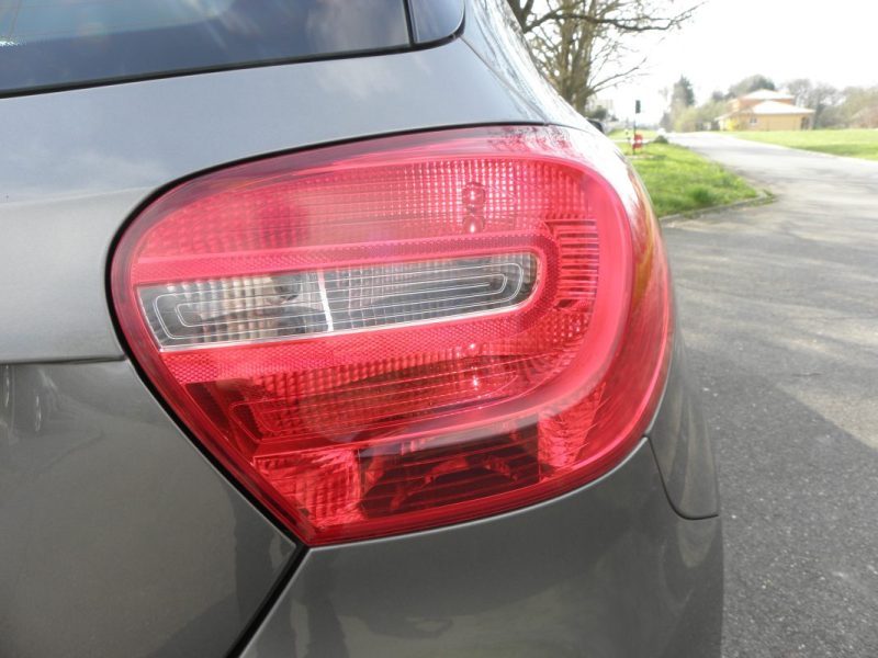 MERCEDES CLASSE A  180 122CH SENSATION - 6CV 2014