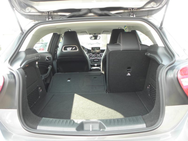 MERCEDES CLASSE A  180 122CH SENSATION - 6CV 2014