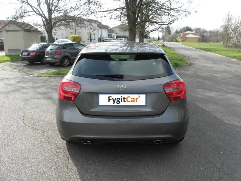 MERCEDES CLASSE A  180 122CH SENSATION - 6CV 2014