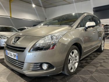 PEUGEOT 5008 2.0 HDI 163CH
