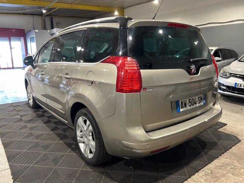PEUGEOT 5008 2.0 HDI 163CH