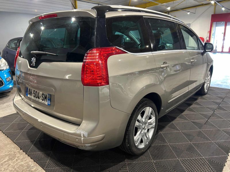 PEUGEOT 5008 2.0 HDI 163CH