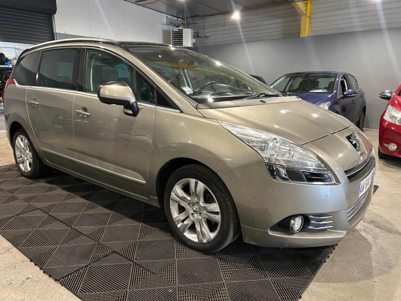 PEUGEOT 5008 2.0 HDI 163CH