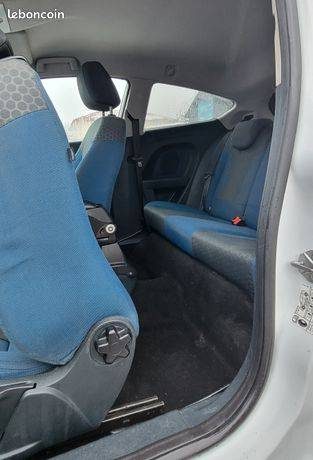 FORD FIESTA 1.6I  2009