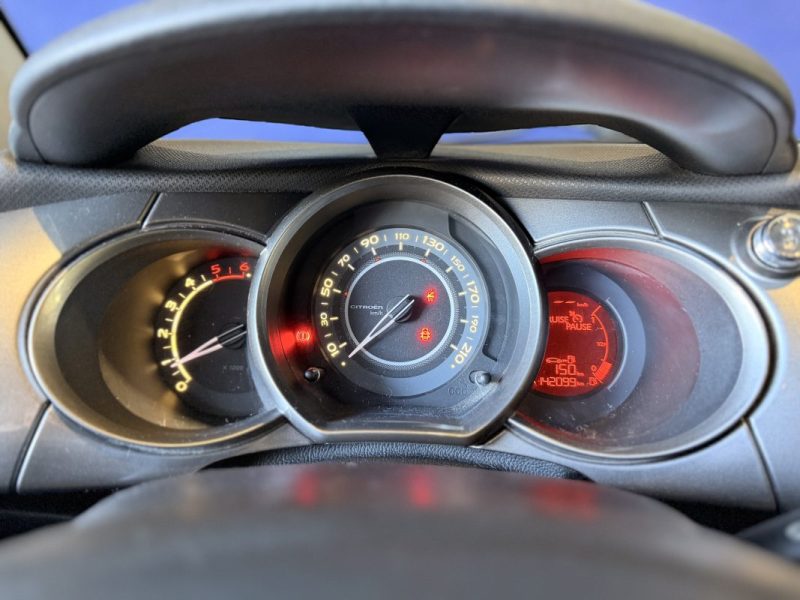 OPEL ADAM ROCK - 1.4 L - 87 ch - TOIT OUVRANT - BVM - ENTRETIEN SUIVI - 2 MAIN - 