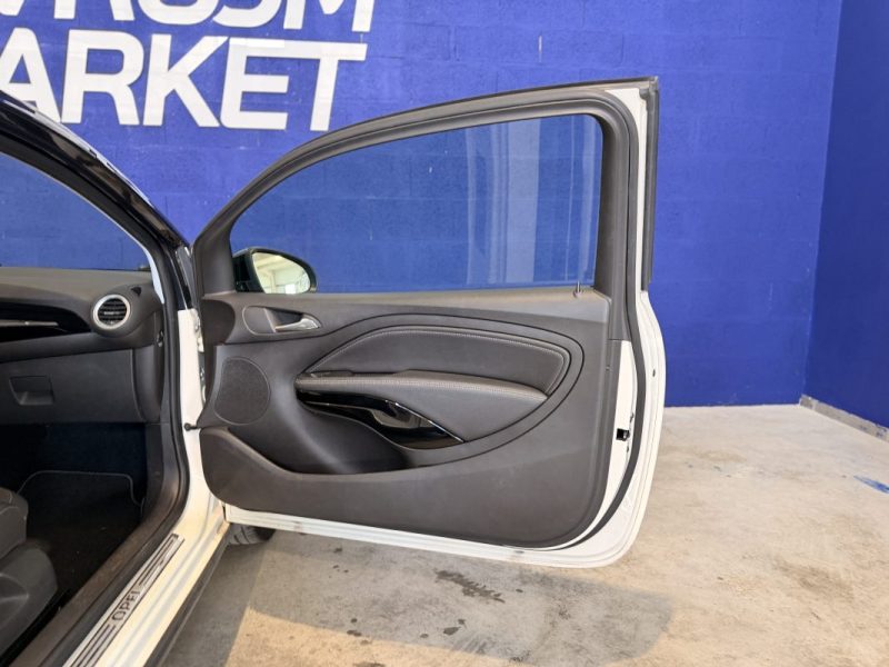 OPEL ADAM ROCK - 1.4 L - 87 ch - TOIT OUVRANT - BVM - ENTRETIEN SUIVI - 2 MAIN - 