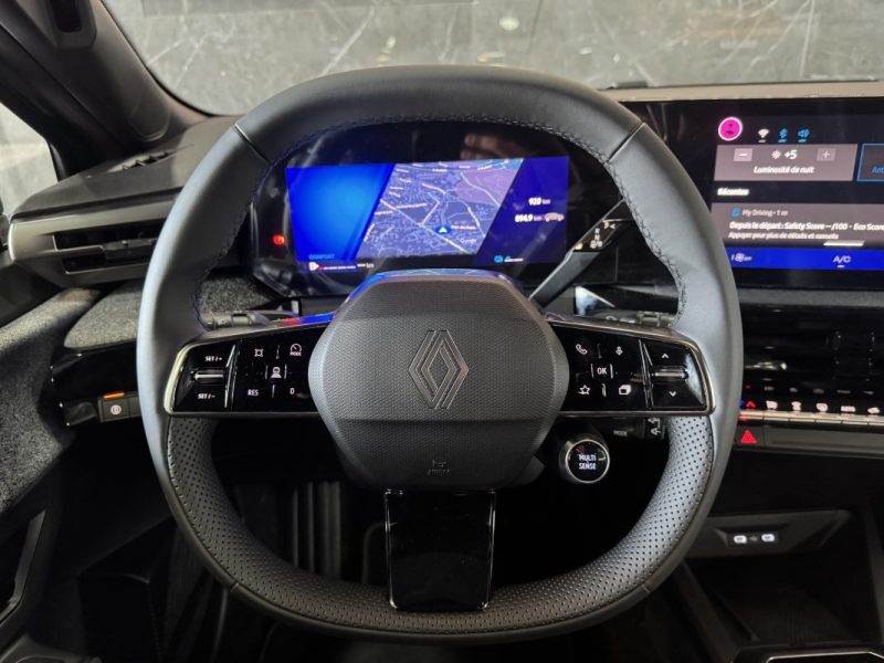 RENAULT CLIO 1.8 E-TECH TECHNO 160 EVOLUTION 2025