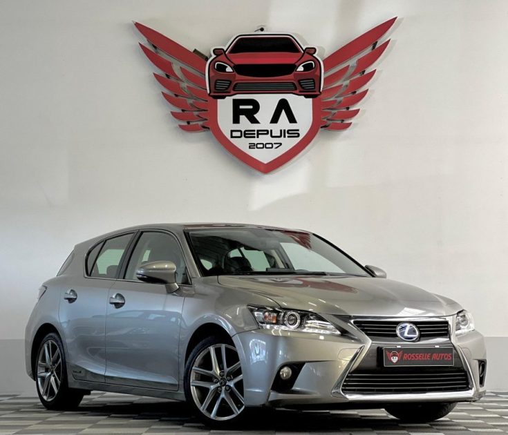 LEXUS CT 200H 99CH LUXE 