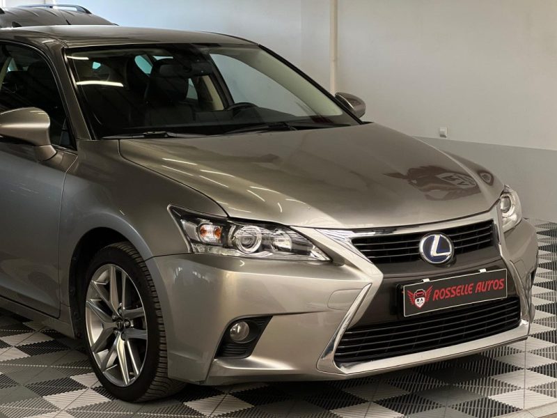LEXUS CT 200H 99CH LUXE 