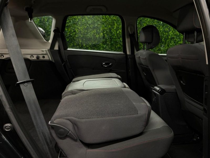 RENAULT SCENIC 3 III 1.5 DCI 110 Cv ECRAN GPS TOMTOM REGULATEUR BLUETOOTH CRIT AIR 2