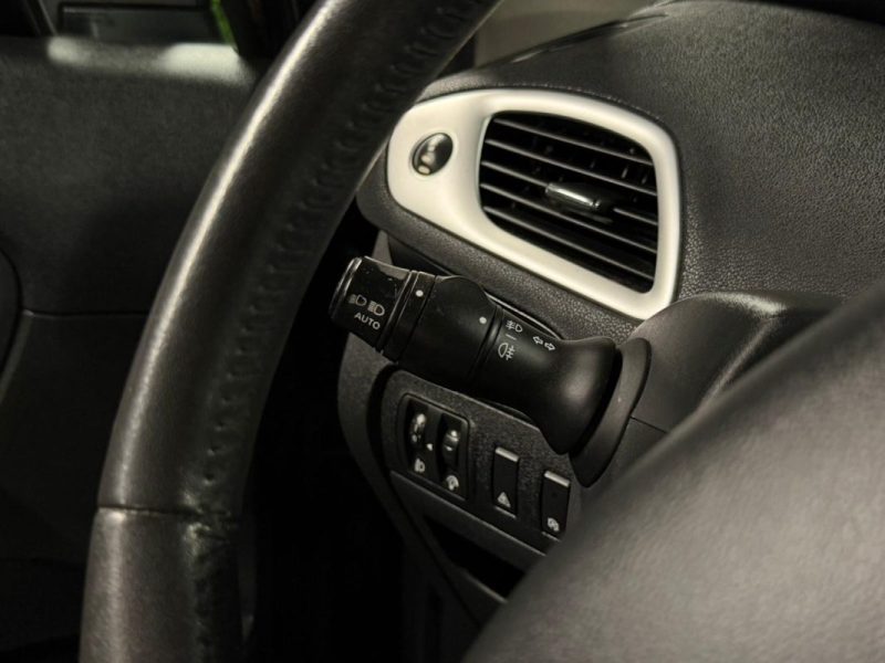 RENAULT SCENIC 3 III 1.5 DCI 110 Cv ECRAN GPS TOMTOM REGULATEUR BLUETOOTH CRIT AIR 2