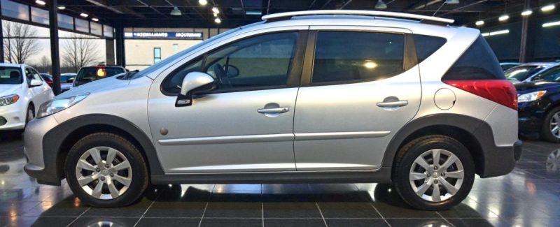 PEUGEOT 207 SW OUTDOOR 1.6 HDI 118MKM TOIT PANORAMIQUE GARANTIE 6MOIS
