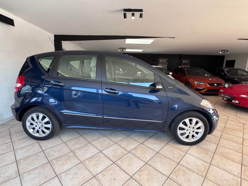 Mercedes Classe A 200 – 87 000 km – Chaîne de distribution – Garantie 12 mois – Très propre