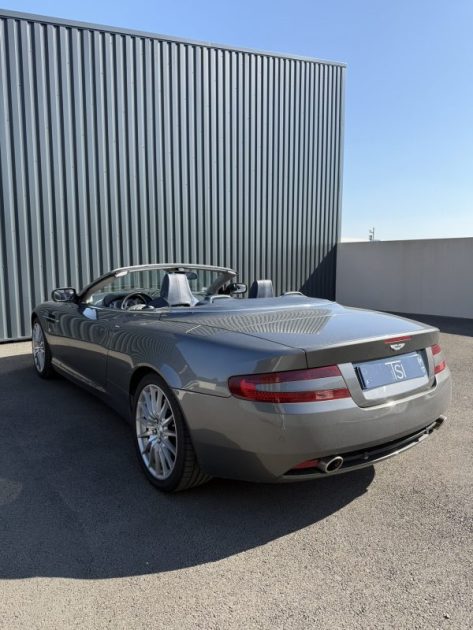 ASTON MARTIN DB9 VOLANTE 6.0 V12