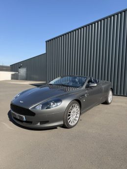 ASTON MARTIN DB9 VOLANTE 6.0 V12
