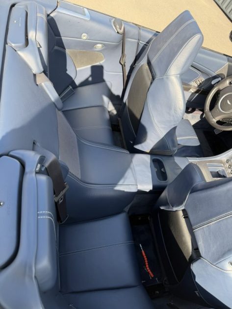 ASTON MARTIN DB9 VOLANTE 6.0 V12