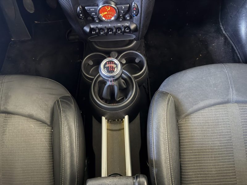 MINI COUNTRYMAN 1.6 122 CH BVM6 PACK CHILI  2015