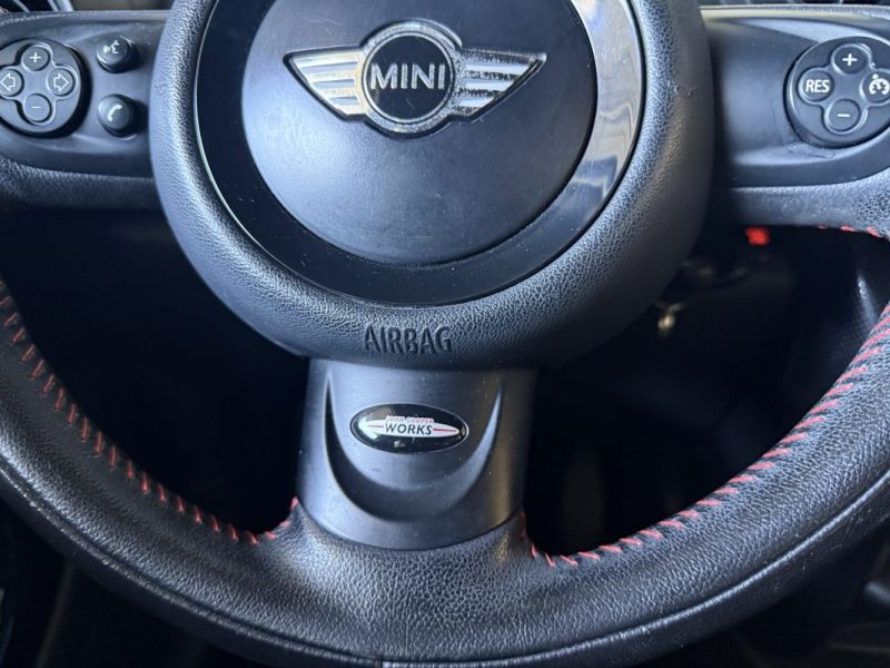 MINI COUNTRYMAN 1.6 122 CH BVM6 PACK CHILI  2015