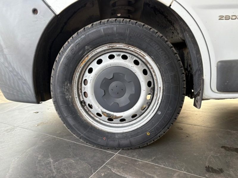 Opel Vivaro 1.9 DTI 82ch 🚐 L2 📏 4,78m 📦 9,1m² PTAC 2,9T 🔧 Reprise 🔄