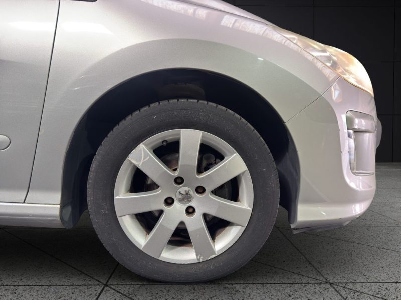 PEUGEOT 308 1.6 VTI 120CV PREMIUM 2010