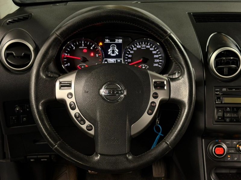 NISSAN QASHQAI PHASE 2 PURE DRIVE 1.5 DCI 106 Cv VENTE EN ETAT / FRAIS A PREVOIR LIRE L ANNONCE
