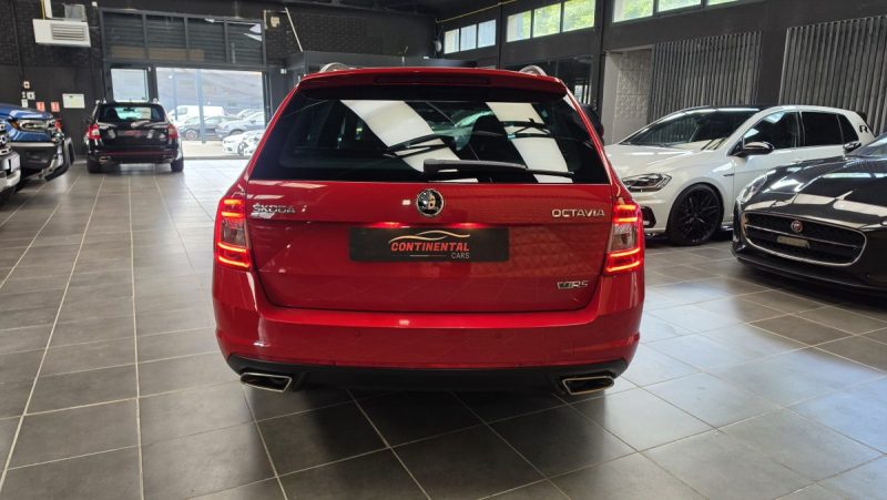 SKODA OCTAVIA COMBI 2.0 TSI 220 RS*CUIR*XENON*JA19P* 