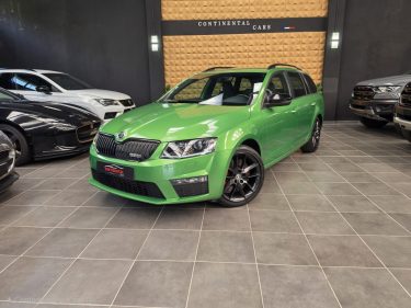 SKODA OCTAVIA COMBI RS 2.0 TSI 220*CUIR*XENON*RADAR*BVM6