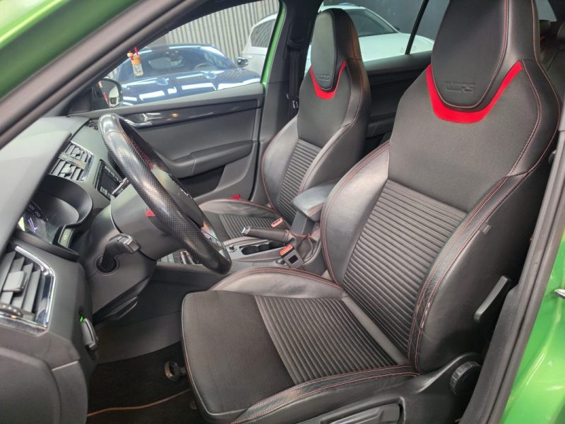 SKODA OCTAVIA COMBI RS 2.0 TSI 220*CUIR*XENON*RADAR*BVM6