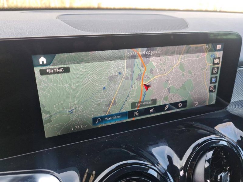 MERCEDES GLB 200 D BUSINESS LINE 8G-DCT 2021