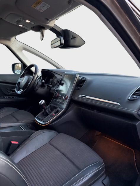 RENAULT GRAND SCENIC IV 1.5 DCI 110CH 