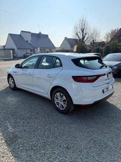 RENAULT MEGANE IV 1.5 DCI 90CH ENERGY BUSINESS TVA RECUPERABLE 2PL