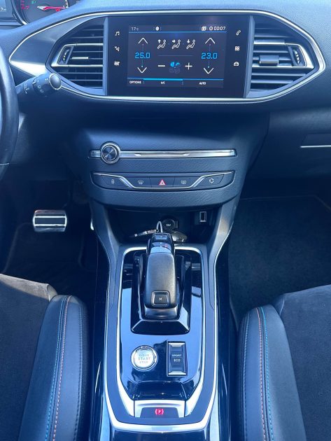 PEUGEOT 308 II 1.2 THP 130 bva 131CV  2019