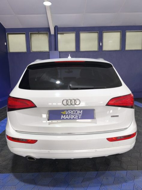 AUDI Q5 2.0 TDI 190Cv S-LINE QUATTRO S-TRONIC 7 entretien complet Audi