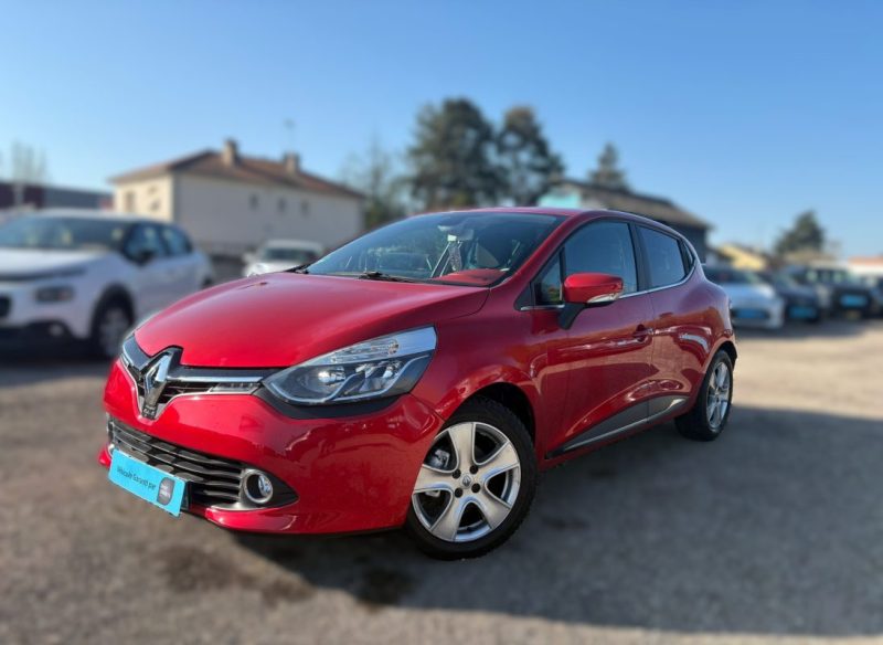 RENAULT  CLIO IV 1.2 TCE 120 EDC  INTENS 2015