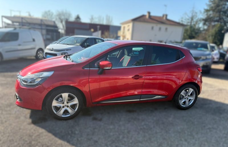 RENAULT  CLIO IV 1.2 TCE 120 EDC  INTENS 2015
