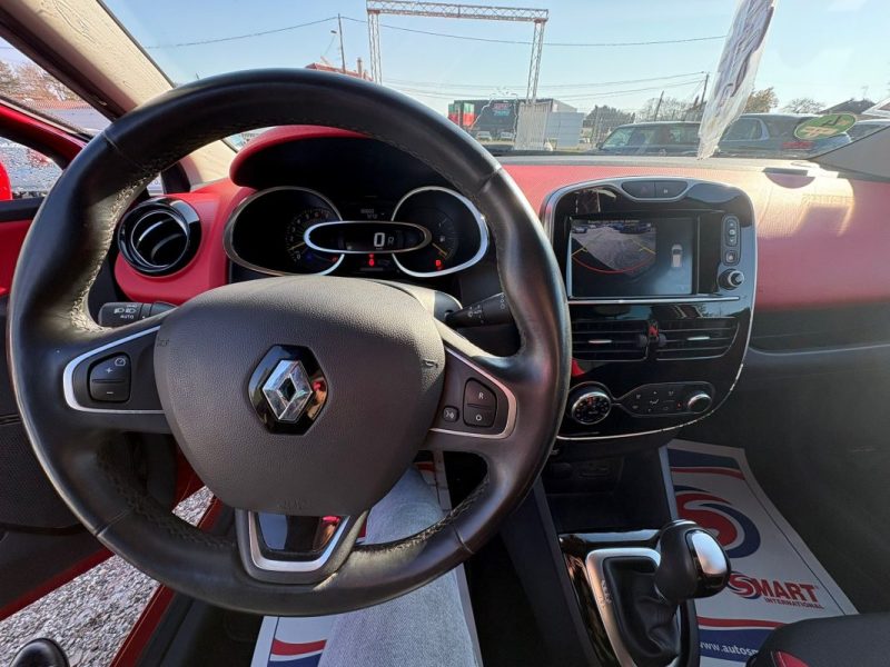 RENAULT  CLIO IV 1.2 TCE 120 EDC  INTENS 2015