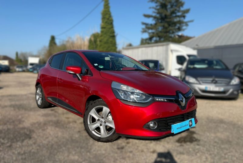 RENAULT  CLIO IV 1.2 TCE 120 EDC  INTENS 2015