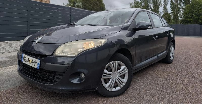 DESTOCKAGE EXCEPTIONNEL RENAULT MEGANE 1.5 DCI 2010