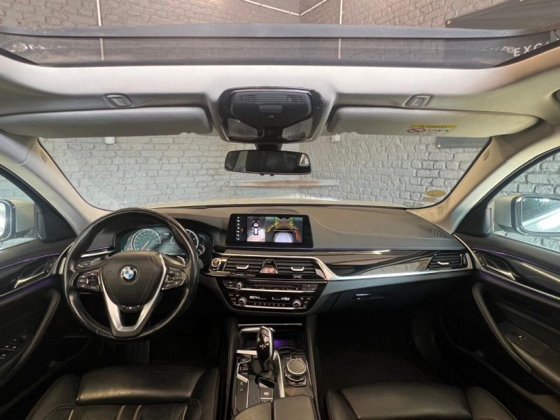 B.M.W. SERIE 5 530D PACK M 265CH 