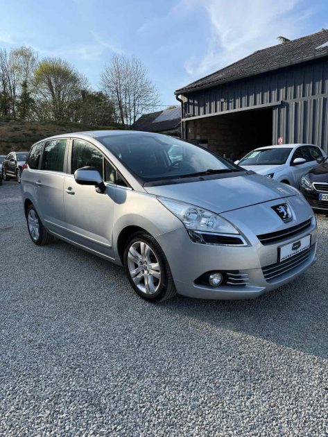 PEUGEOT 5008 2.0 HDI 150 PREMIUM PACK 2011